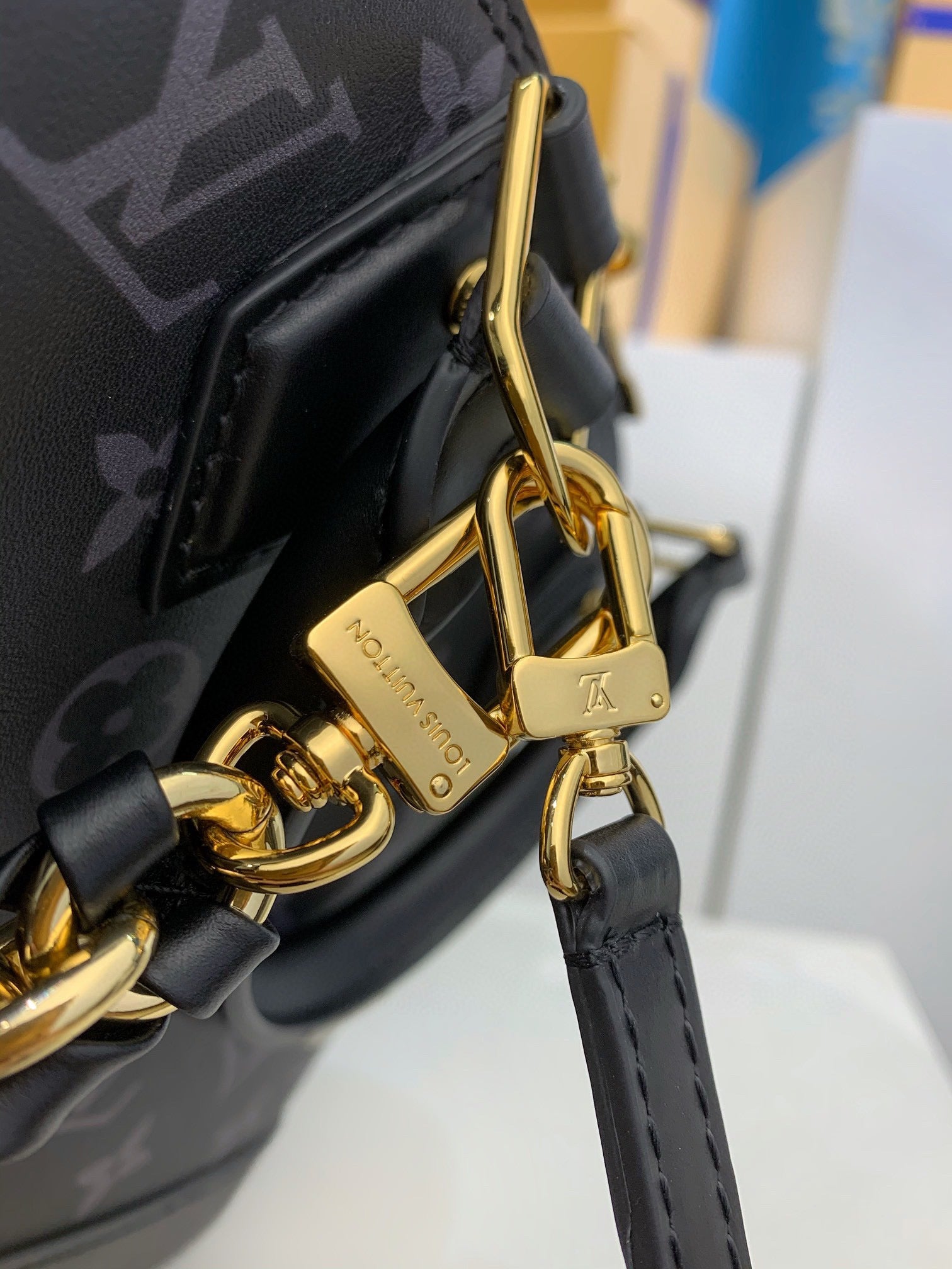 LV Alma BB - Image 4