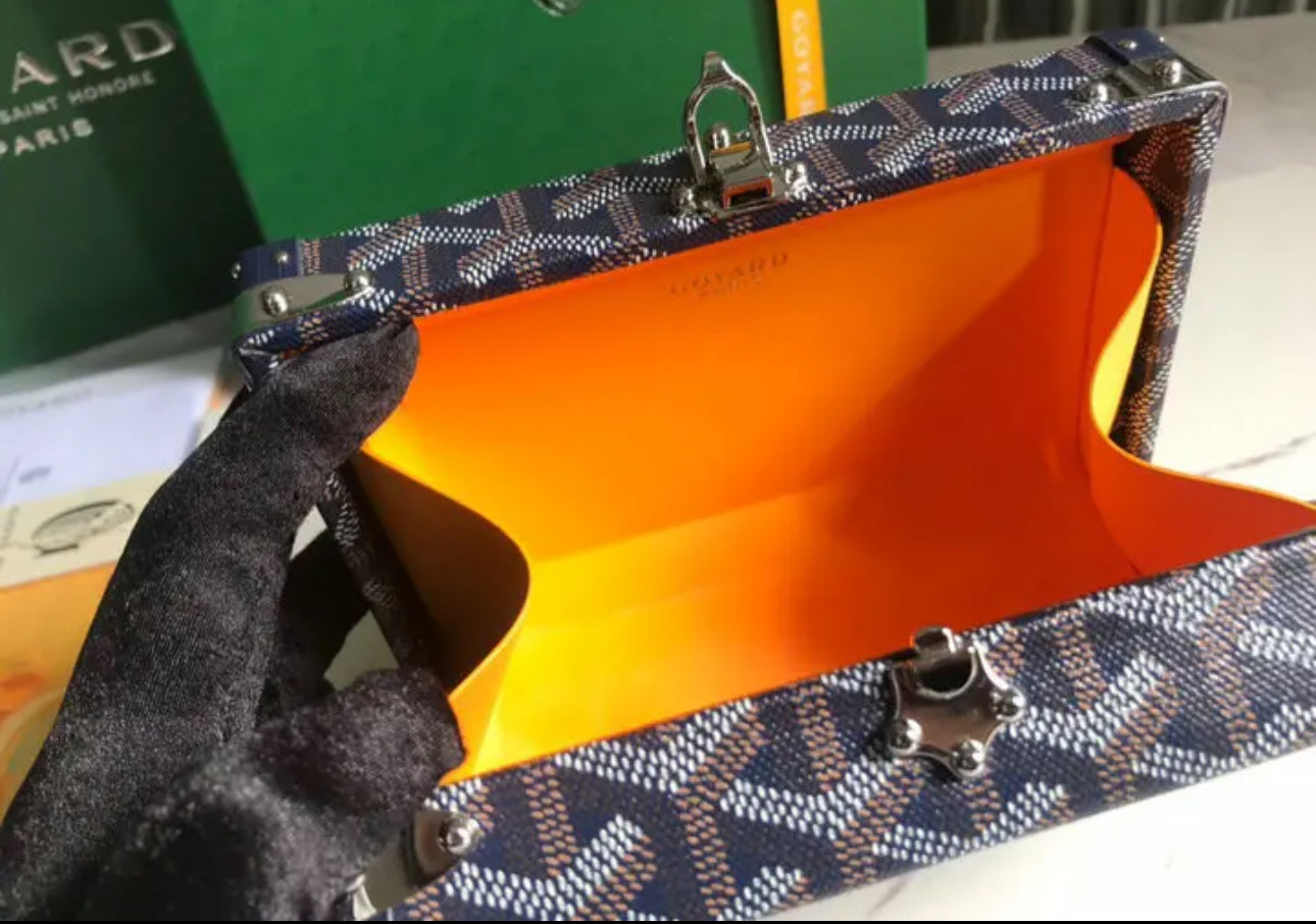 Goyard Leather And Coated Canvas Minaudiere Bag - Image 6