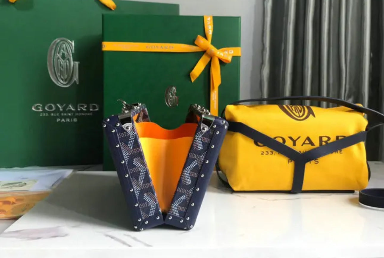 Goyard Leather And Coated Canvas Minaudiere Bag - Image 5