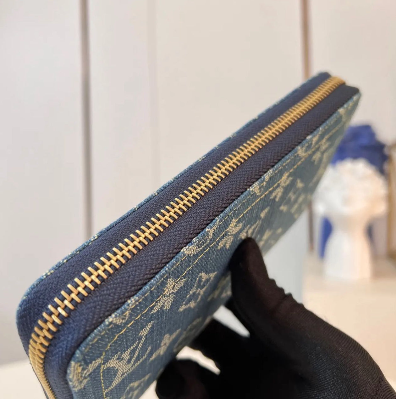Louis Vuitton LV Denim Zippy Wallet - Image 5