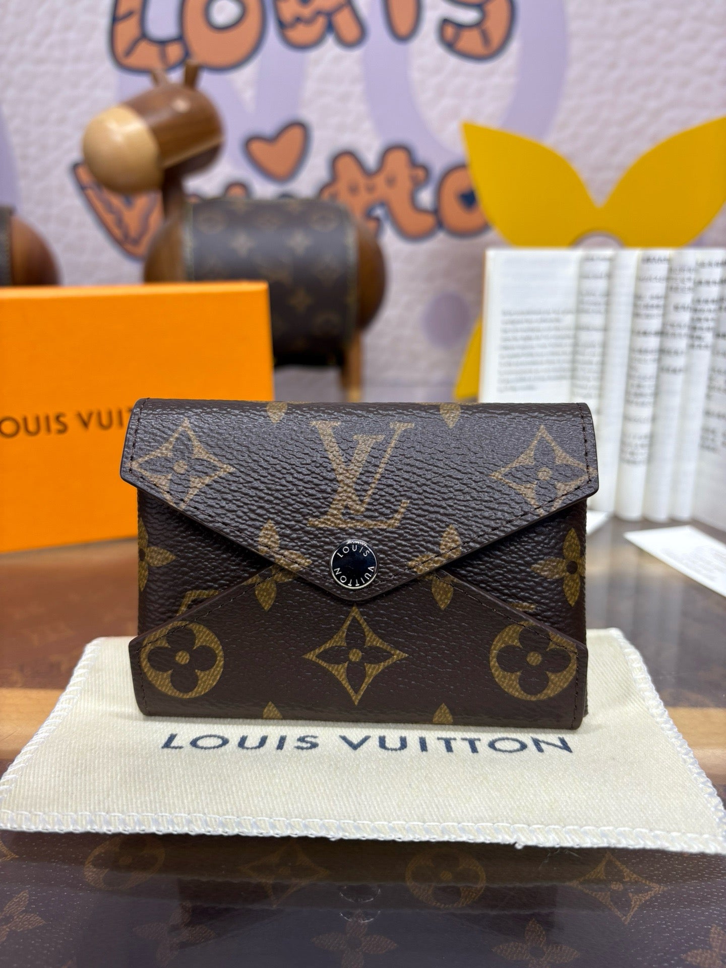 LV Kirigami Card Holder - Image 2