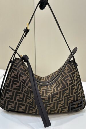 Fendi  Simply Medium