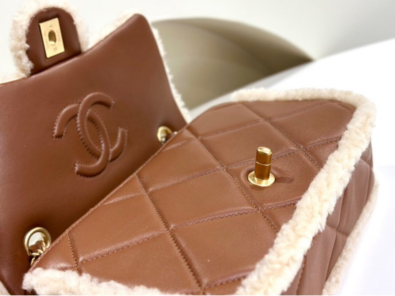 Chanel Flap Bag - Image 7