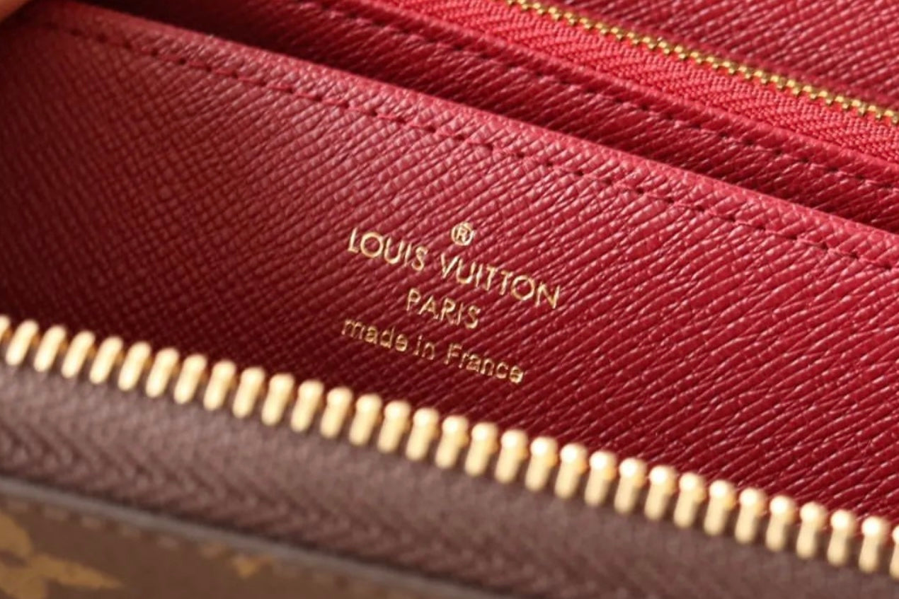 Louis Vuitton LV Brown Zippy Wallets - Image 9