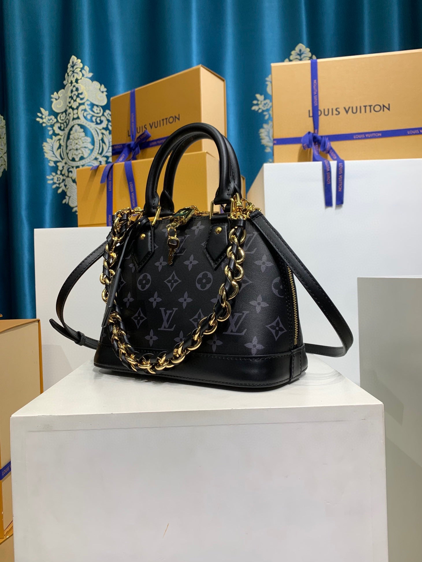 LV Alma BB - Image 3