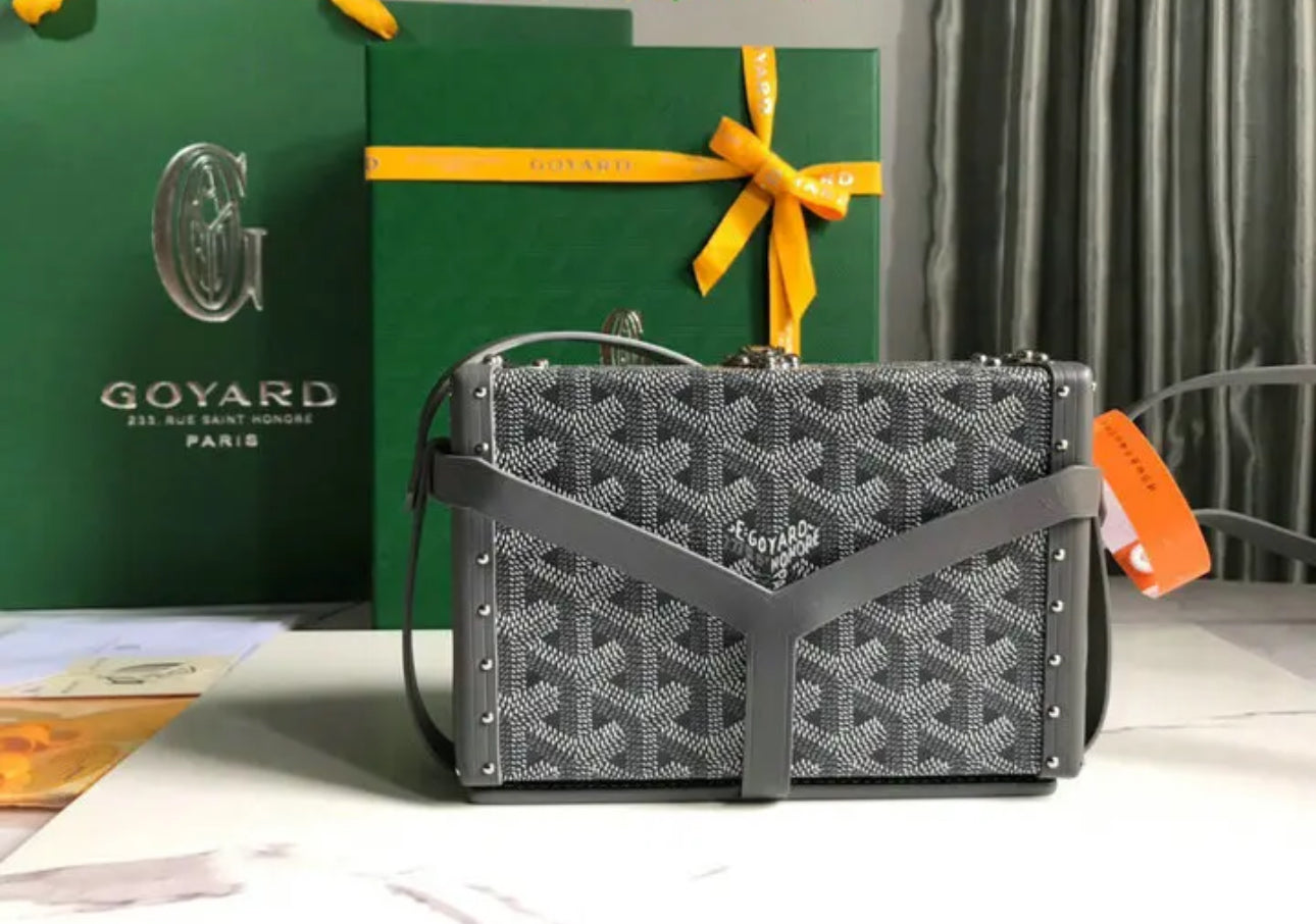 Goyard Leather And Coated Canvas Minaudiere Bag - Image 20