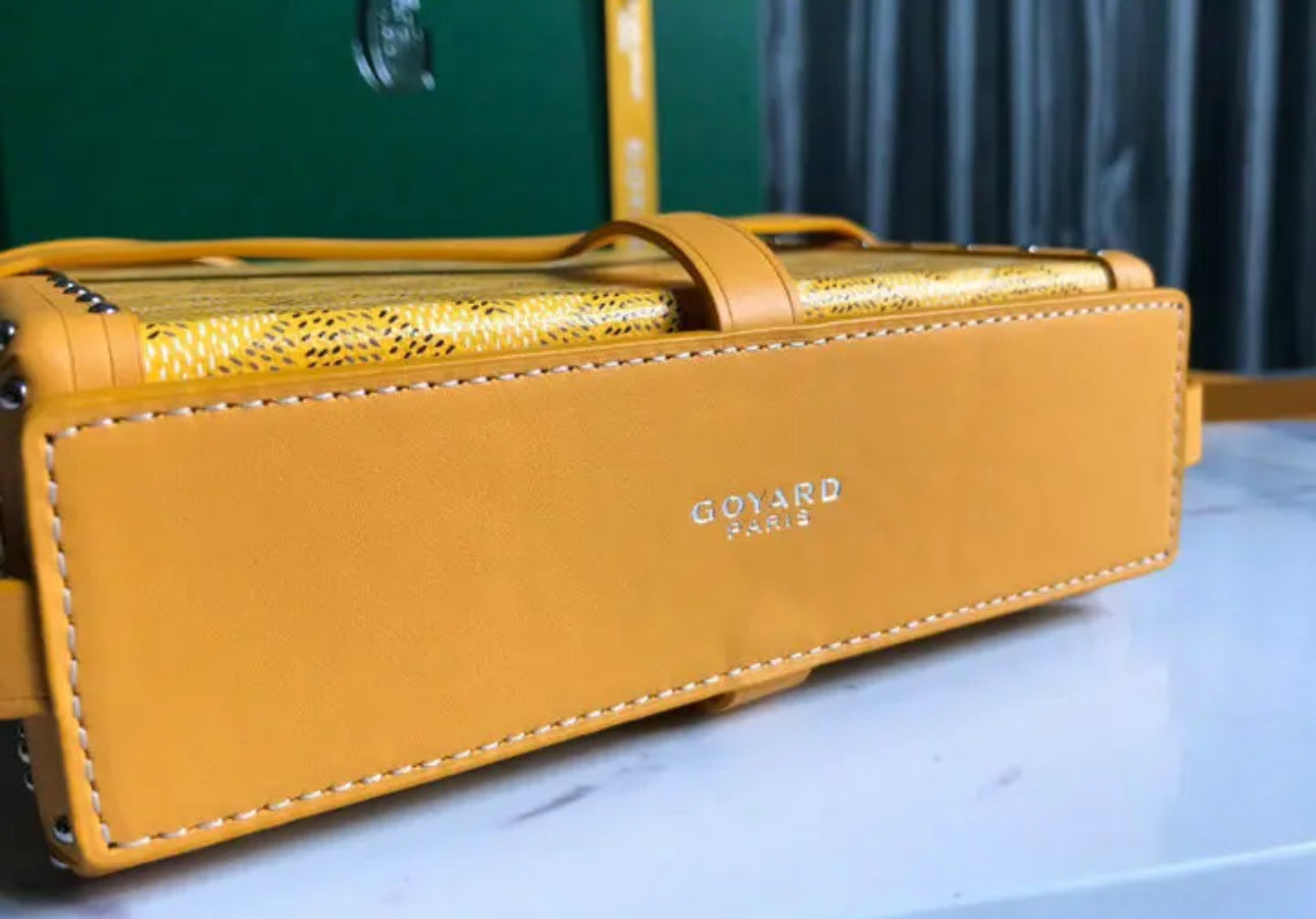 Goyard Leather And Coated Canvas Minaudiere Bag - Image 18