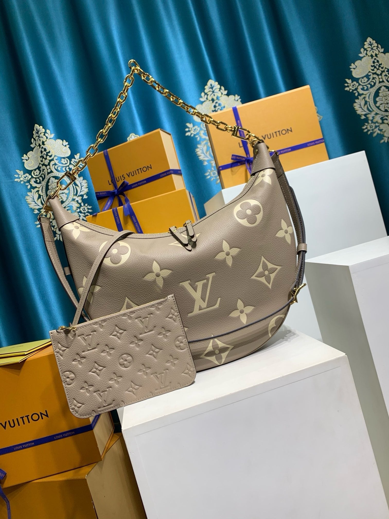 Louis Vuitton Loop Hobo