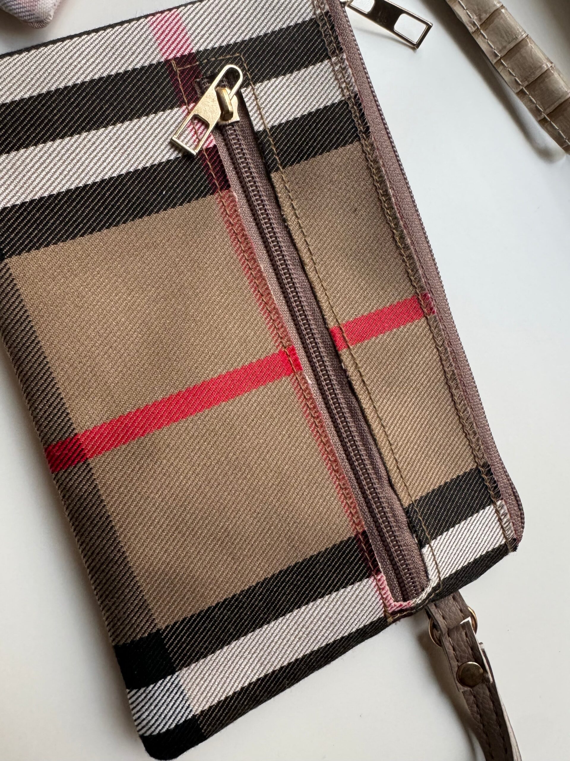 Burberry Check Zip Pouch - Image 5