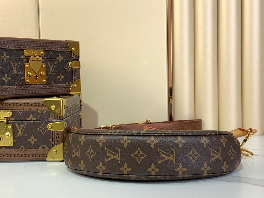 Louis Vuitton Loop Hobo - Image 4