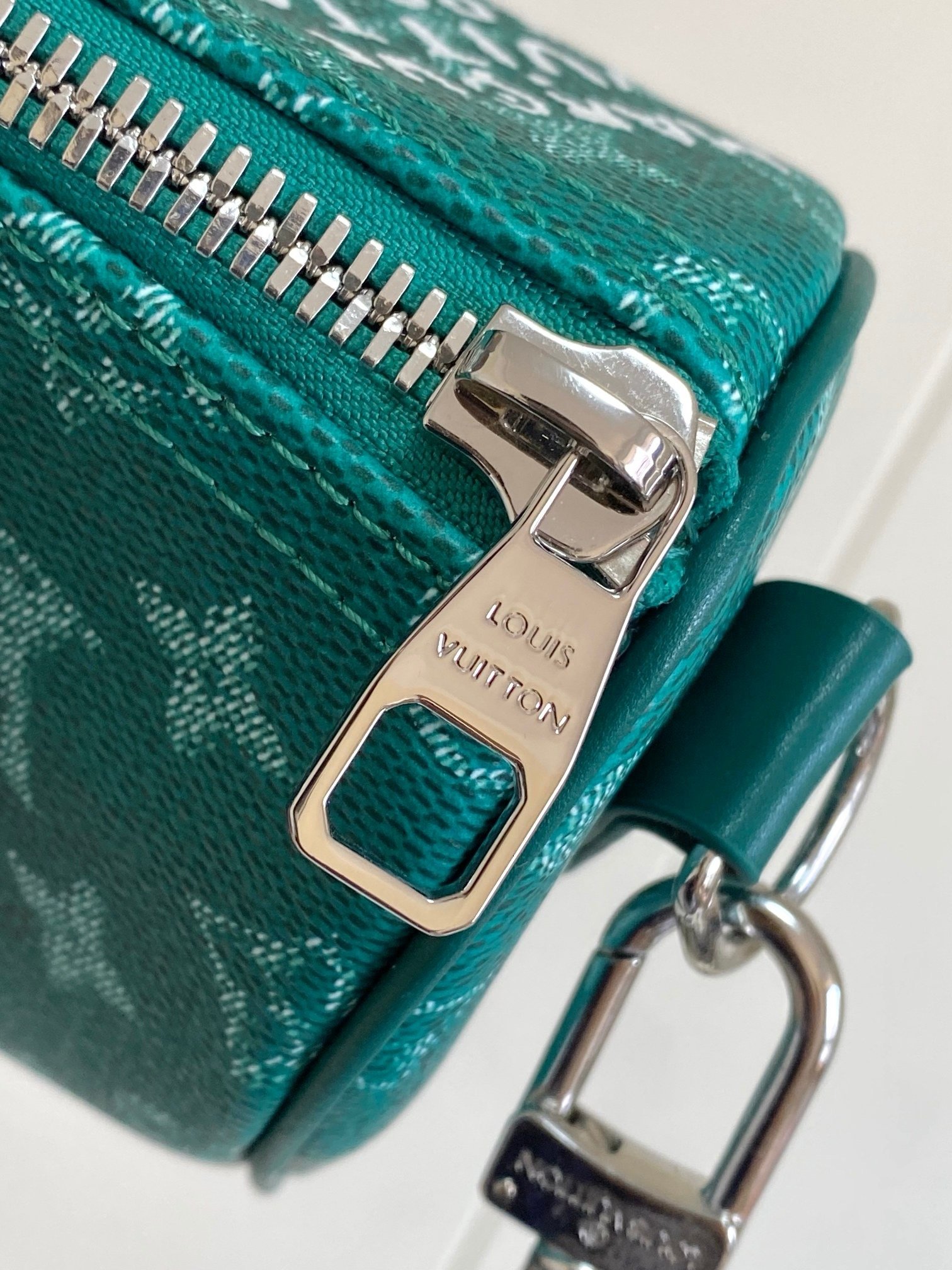 Louis Vuitton Teal Green Speedy 25 - Image 6
