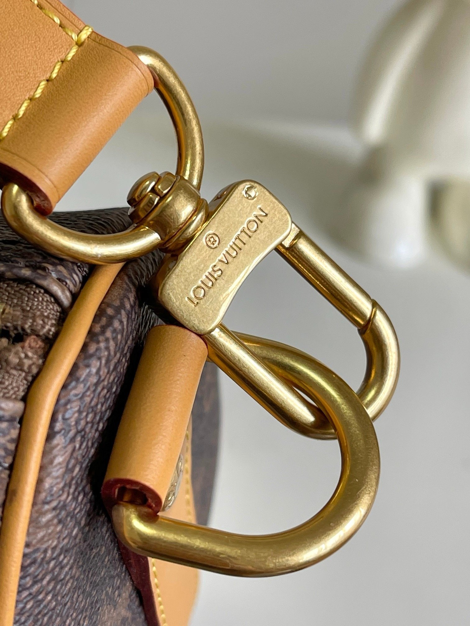 Louis Vuitton Brown Keepall Bandoulière 25 - Image 6