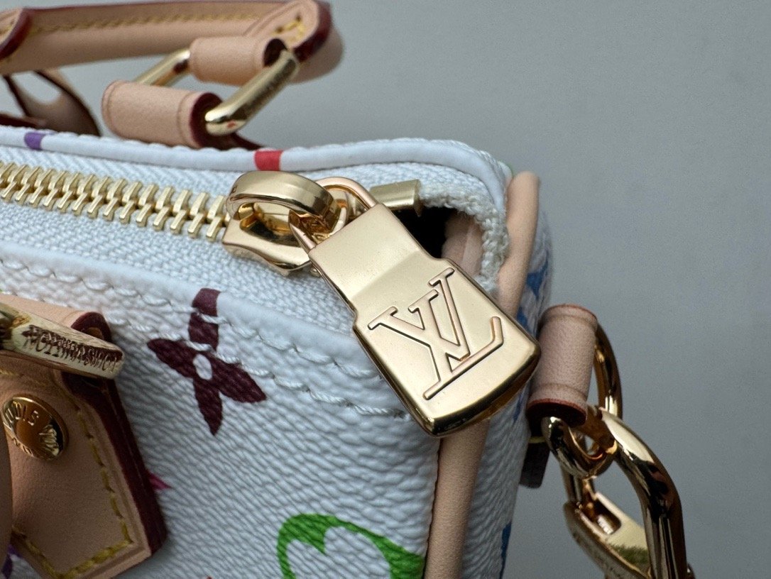 LV X TM Nano White Speedy - Image 8