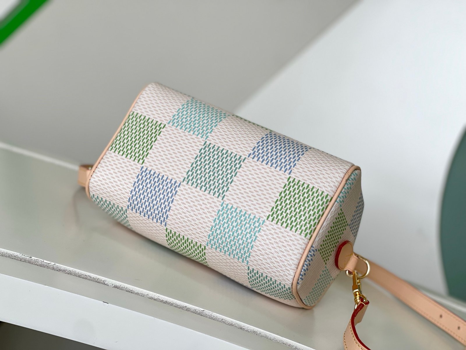 Louis Vuitton Beige Speedy 20 - Image 3