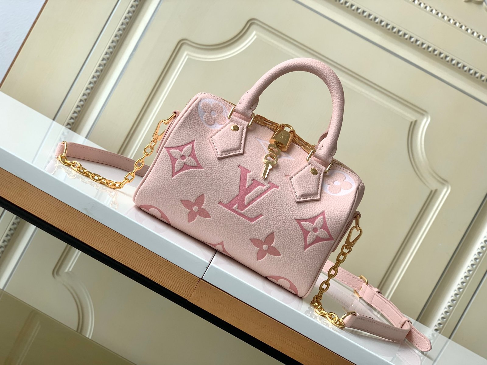 Louis Vuitton Pink Speedy 20