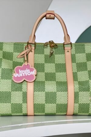 Louis Vuitton Green Keepall Bandoulière 45