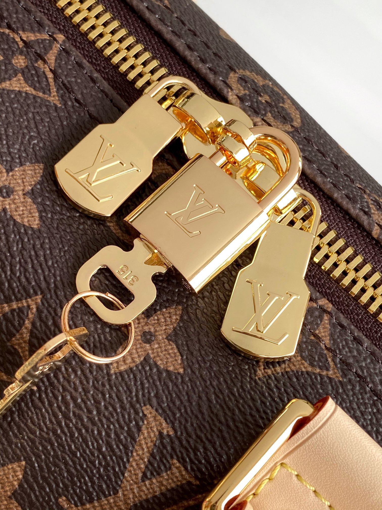 Louis Vuitton Keepall Brown Bandoulière 45 - Image 6