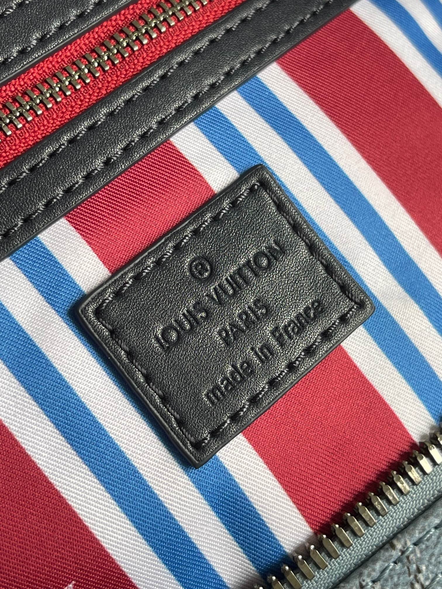 Louis Vuitton Keepall Blue Bandoulière 50 - Image 9