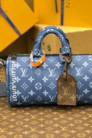 Louis Vuitton Sky Blue Keepall Bandoulière 25