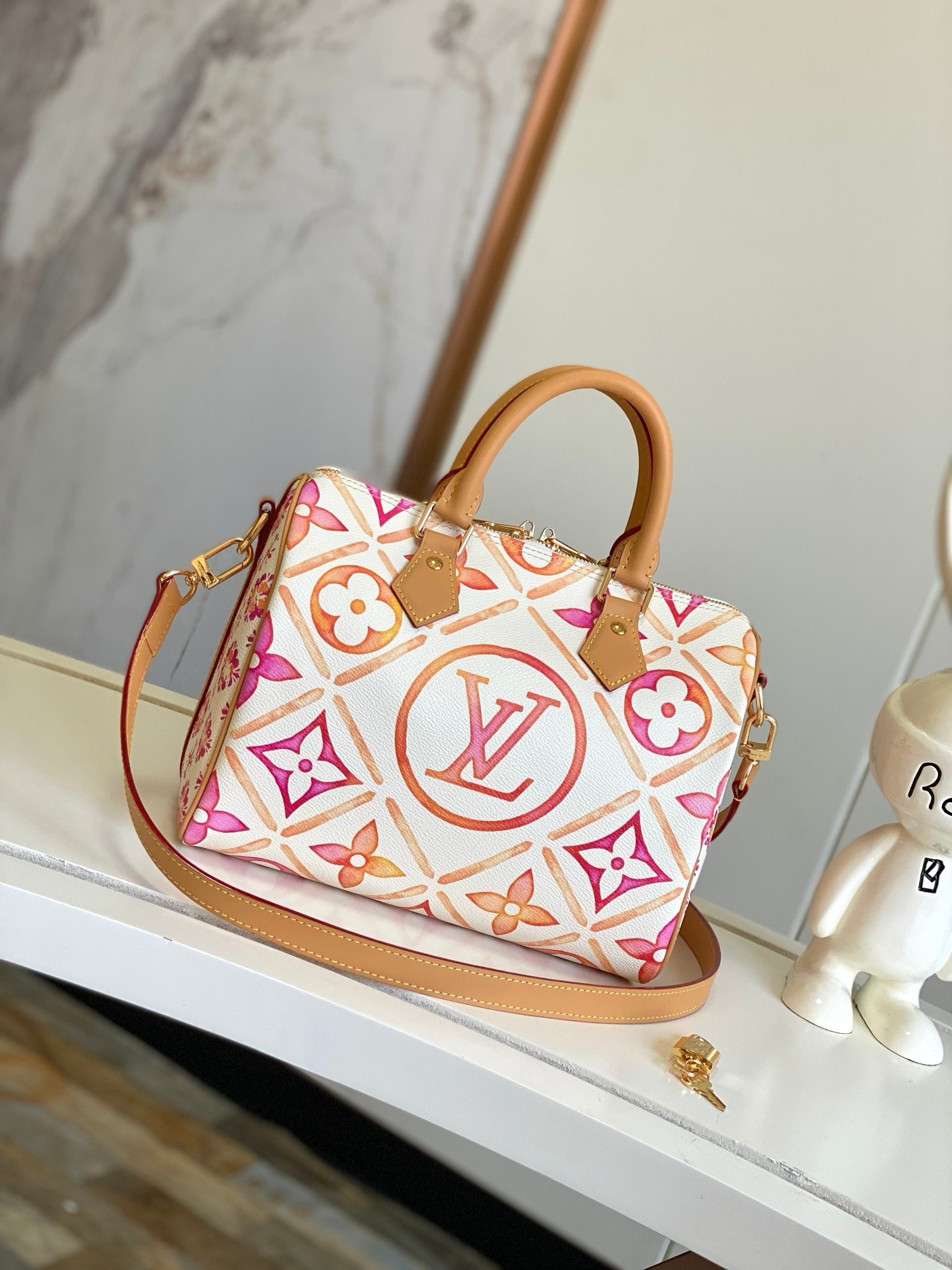 Louis Vuitton White With Pink Art Speedy 25 - Image 3