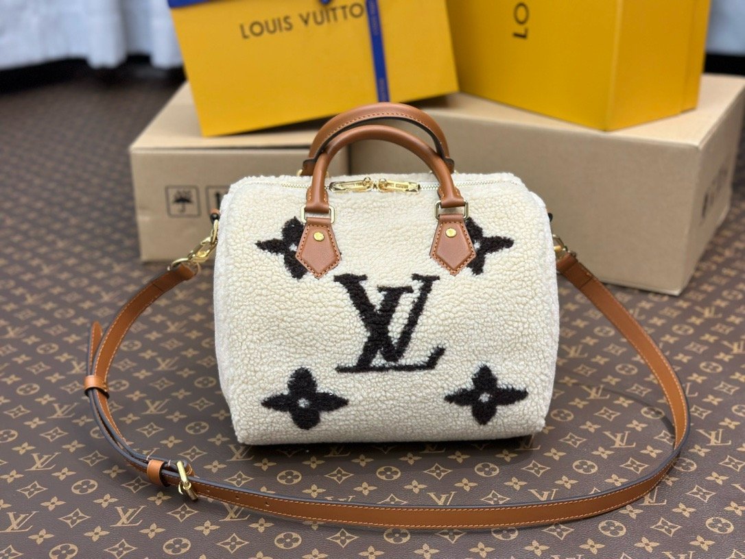 Louis Vuitton White Speedy Bandoulière 25