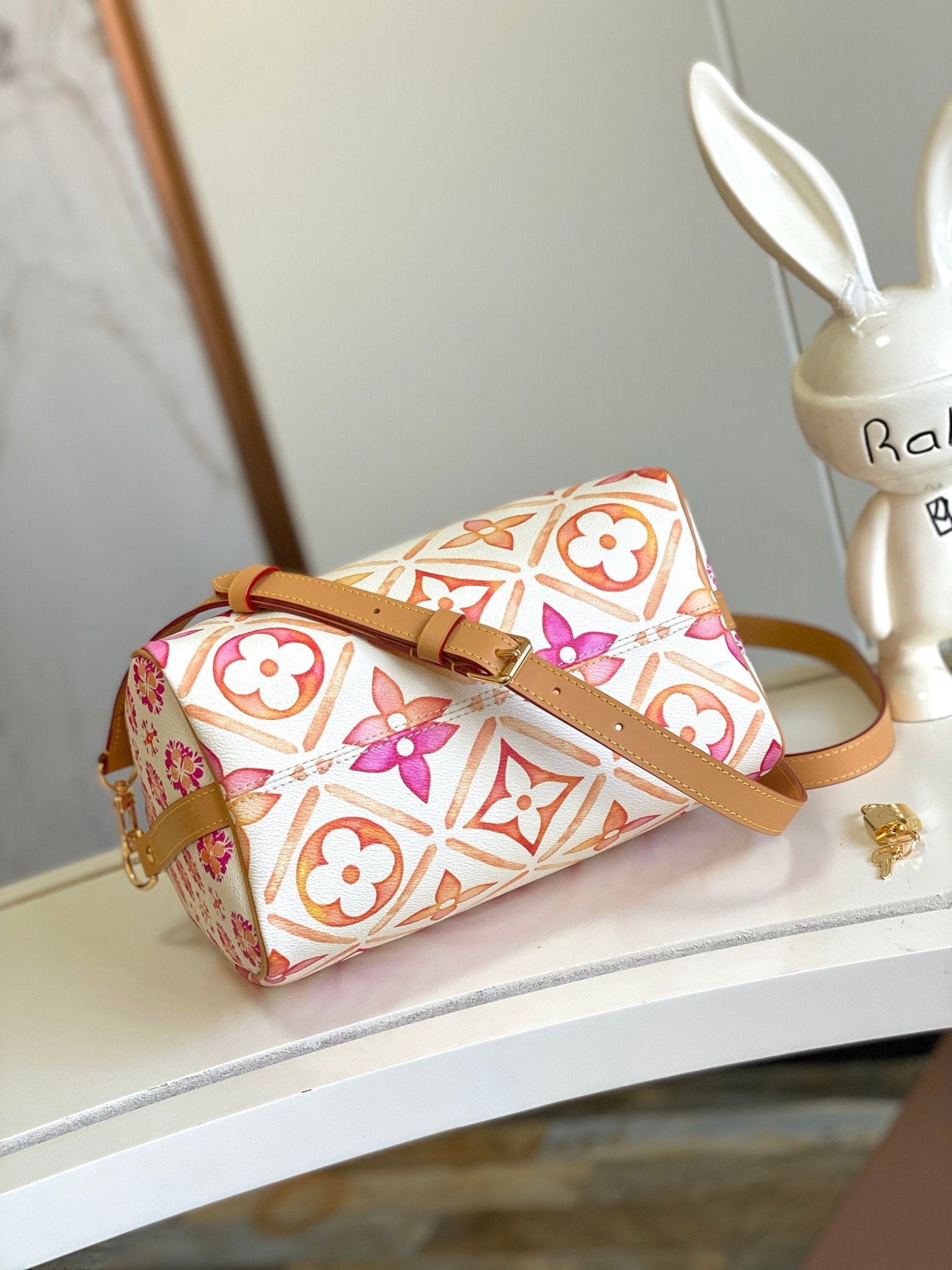 Louis Vuitton White With Pink Art Speedy 25 - Image 4
