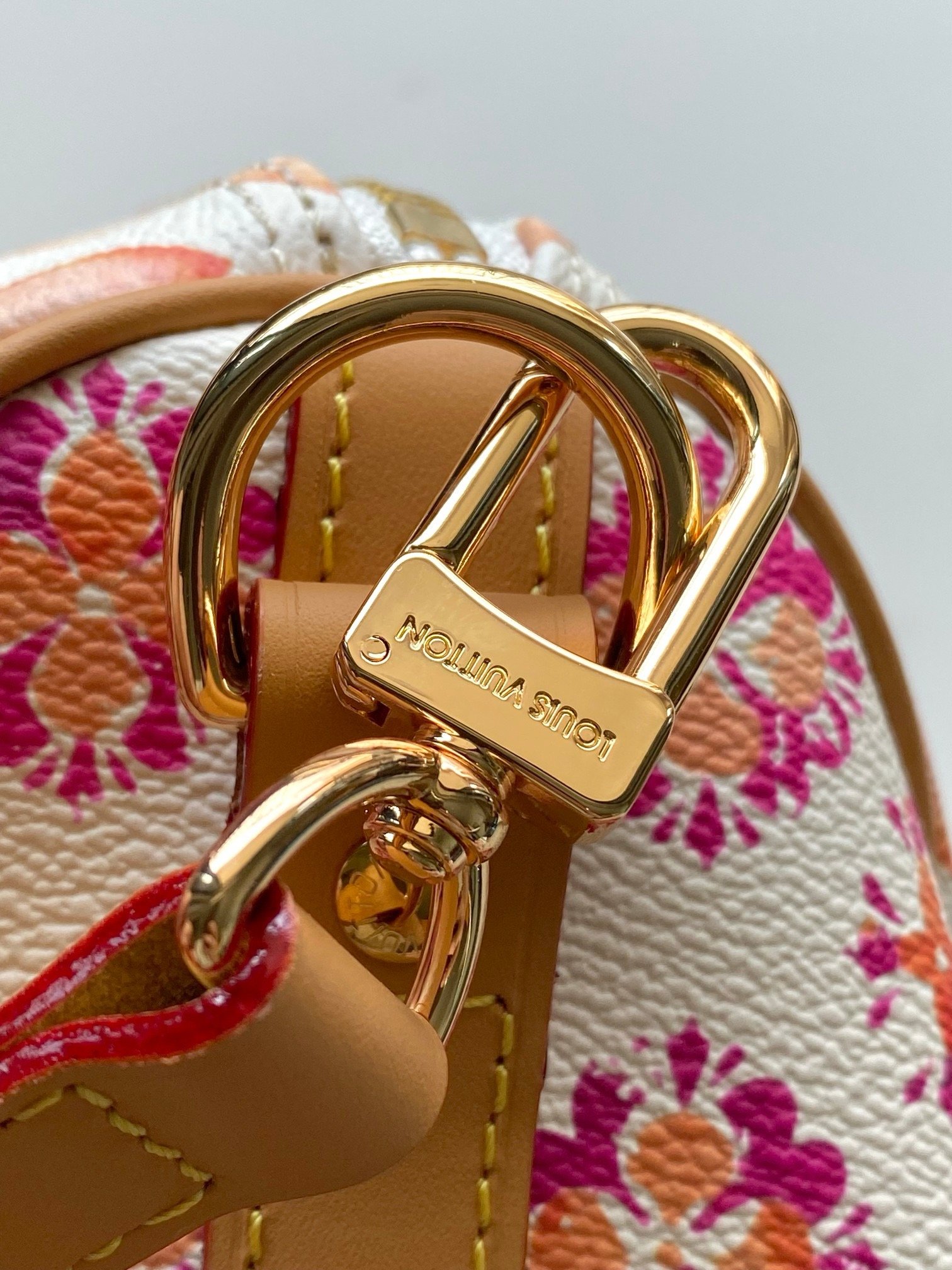 Louis Vuitton White With Pink Art Speedy 25 - Image 7