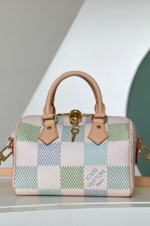 Louis Vuitton Beige Speedy 20