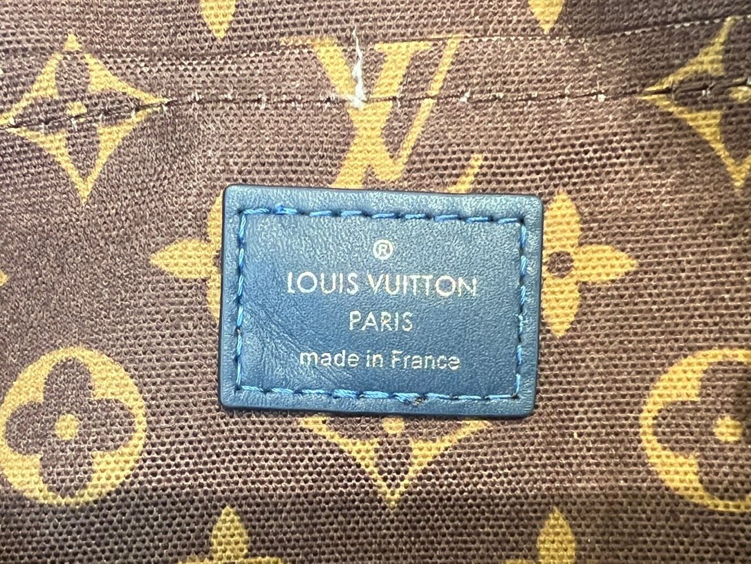 Louis Vuitton Sky Blue Keepall Bandoulière 25 - Image 9