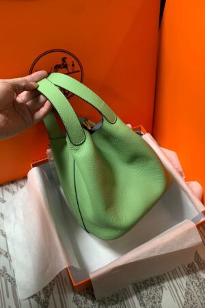 Hermes Picotin Lock 18 Bag -- Green