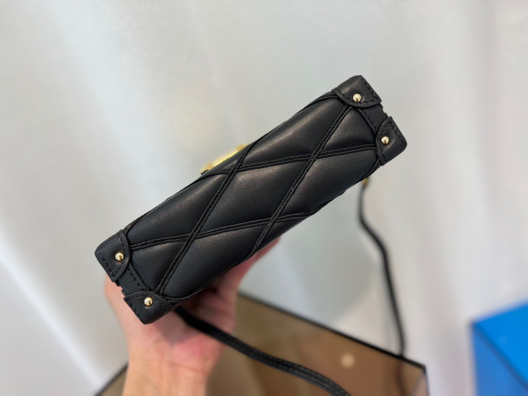 LV Petite Malle Trunk - Image 4