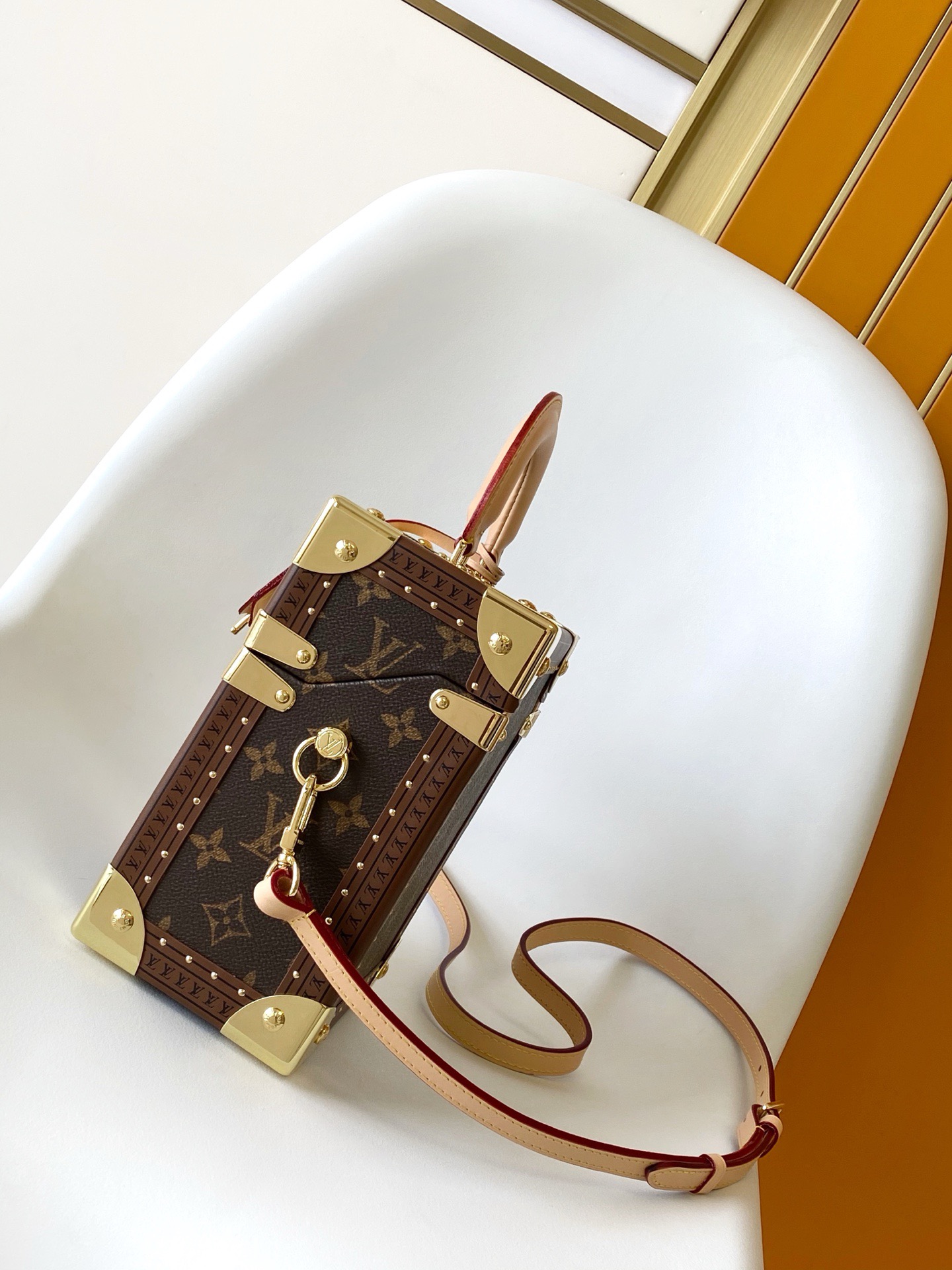 LV Camera Box Bag - Image 2