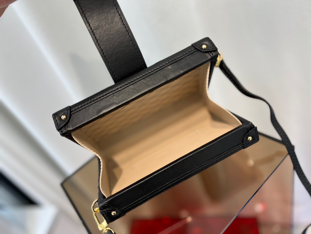 LV Petite Malle Trunk - Image 8