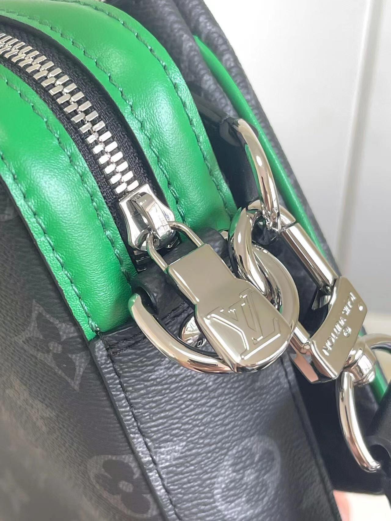 LV Trio Messenger Bag - Image 7