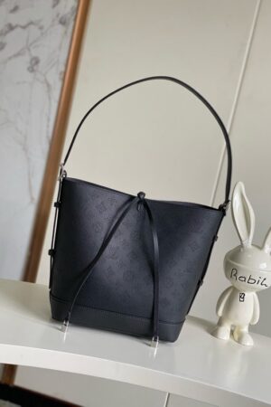 Louis Vuitton CarryAll BB -- Black