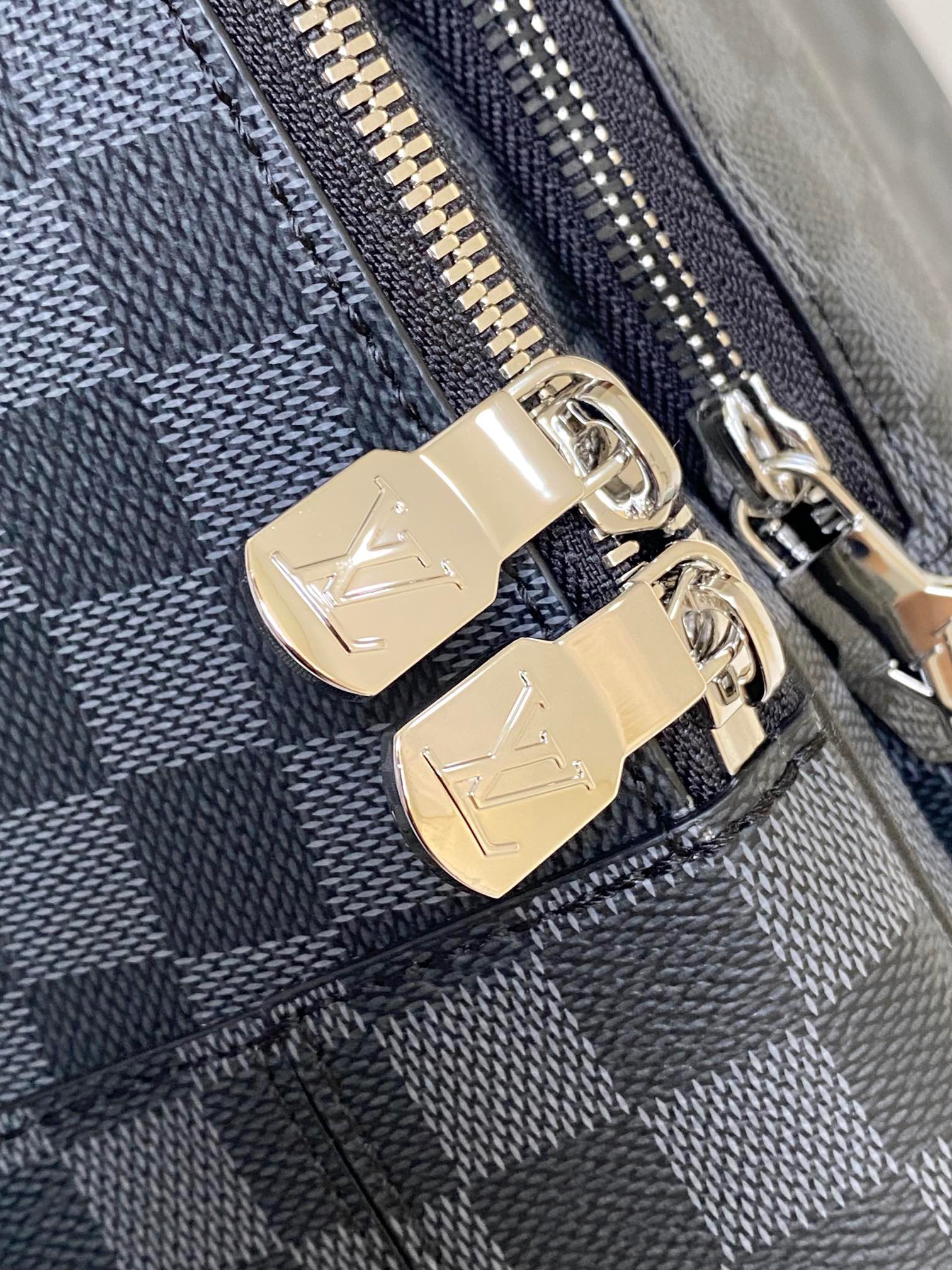 LV Avenue Backpack - Image 6