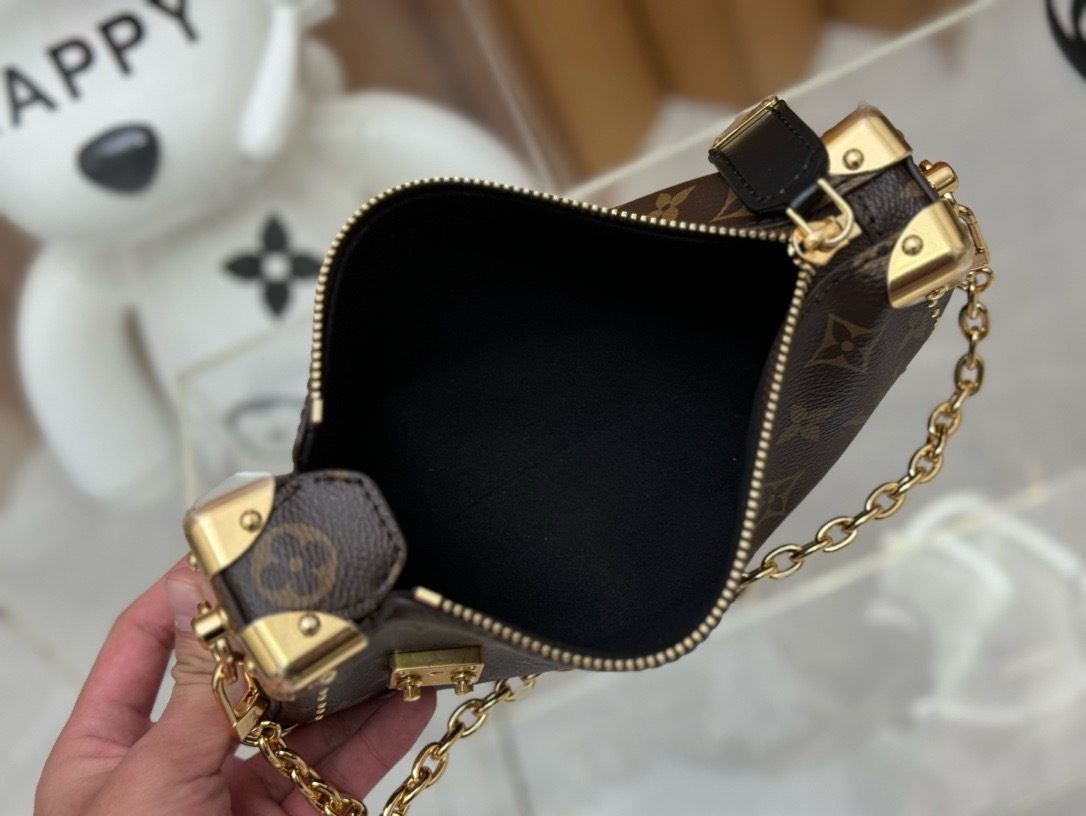 LV Slim Trunk Bag - Image 8