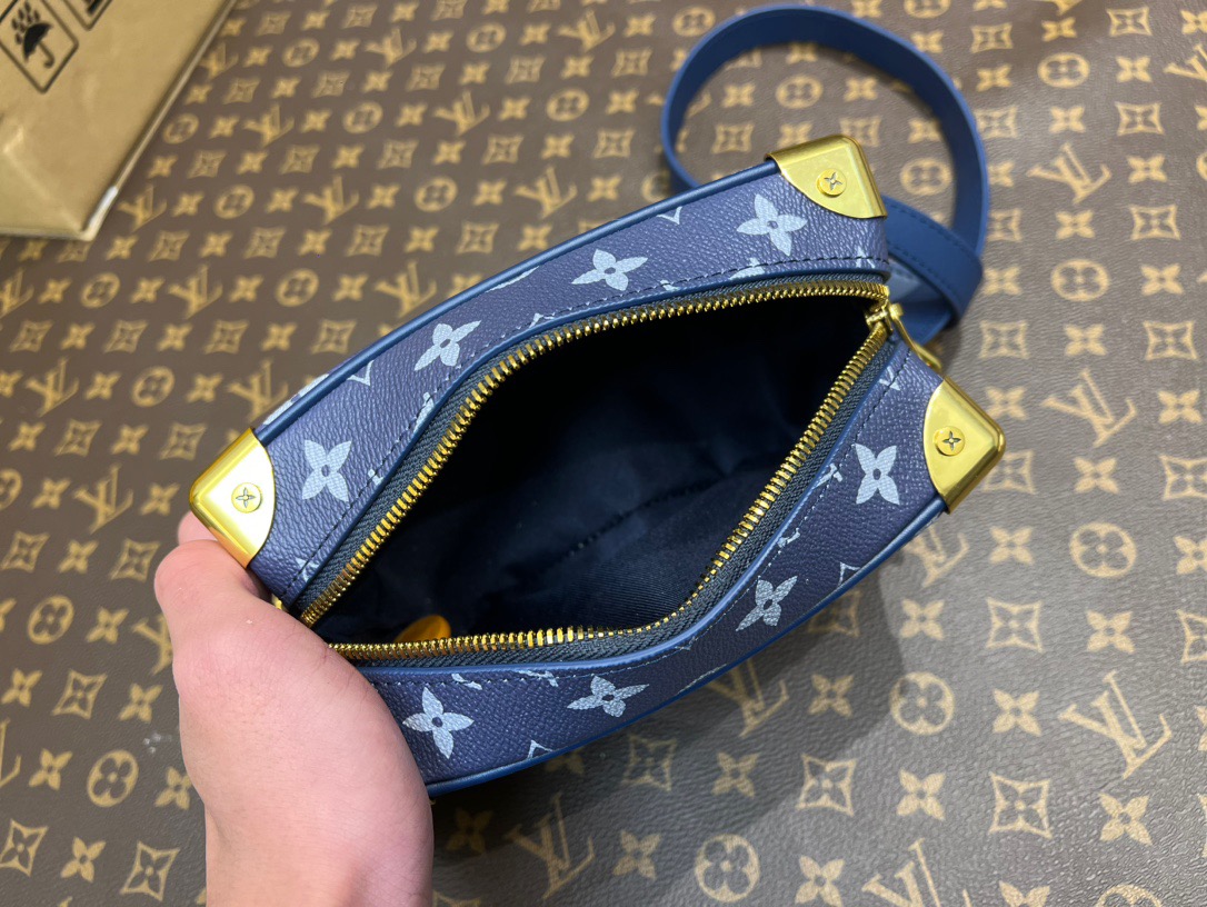LV mini Soul Trunk Bag --Monogram Bleach - Image 8