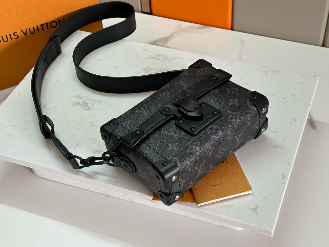 LV Soul Trunk Bag -- Black - Image 4