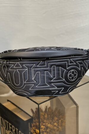 LV Snow Discovery Bumbag