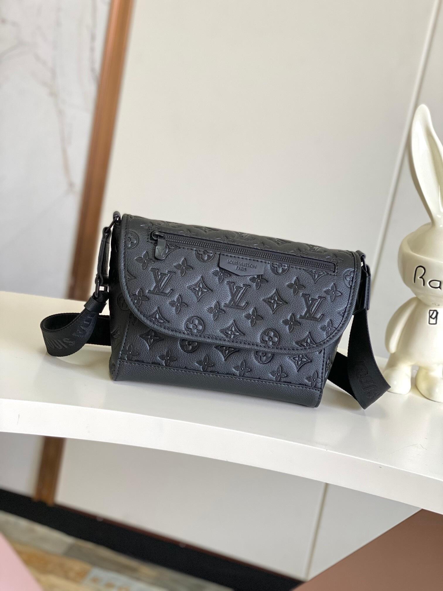 LV Pulse Messenger Bag