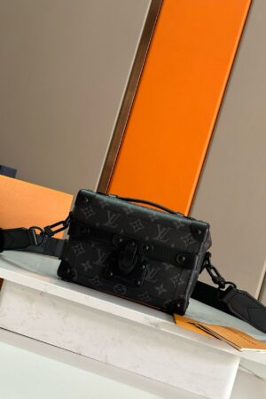 LV Soul Trunk Bag -- Black