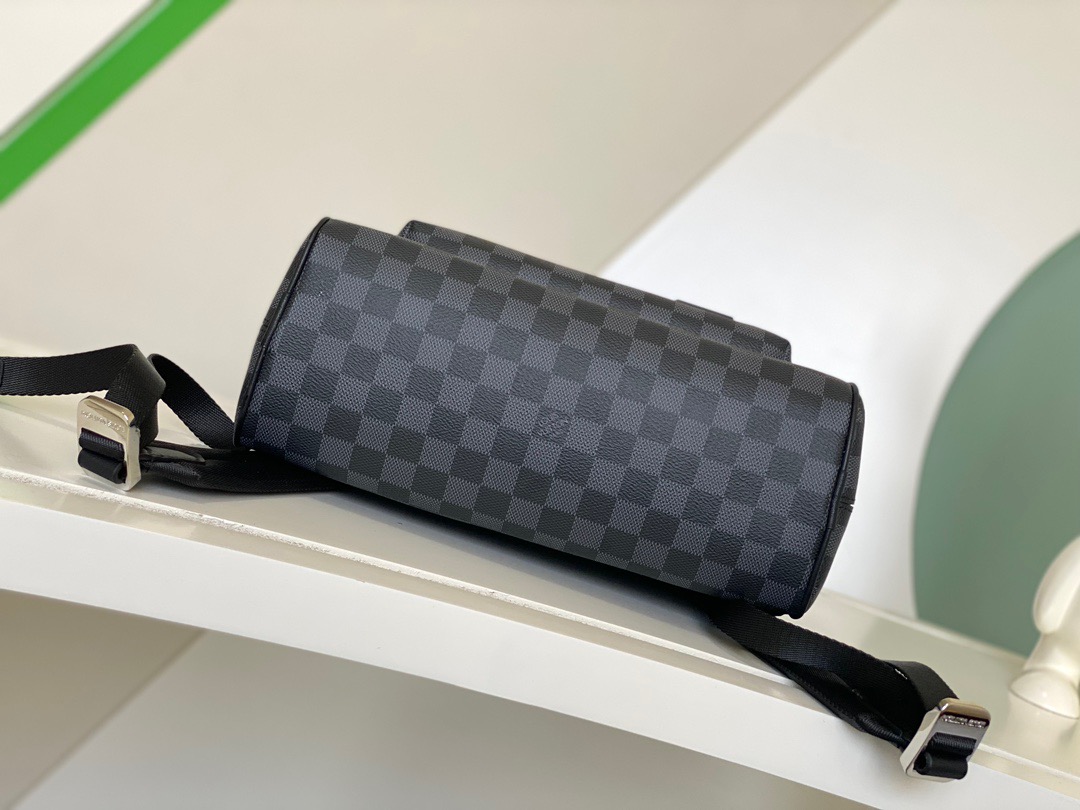 LV Avenue Backpack - Image 4