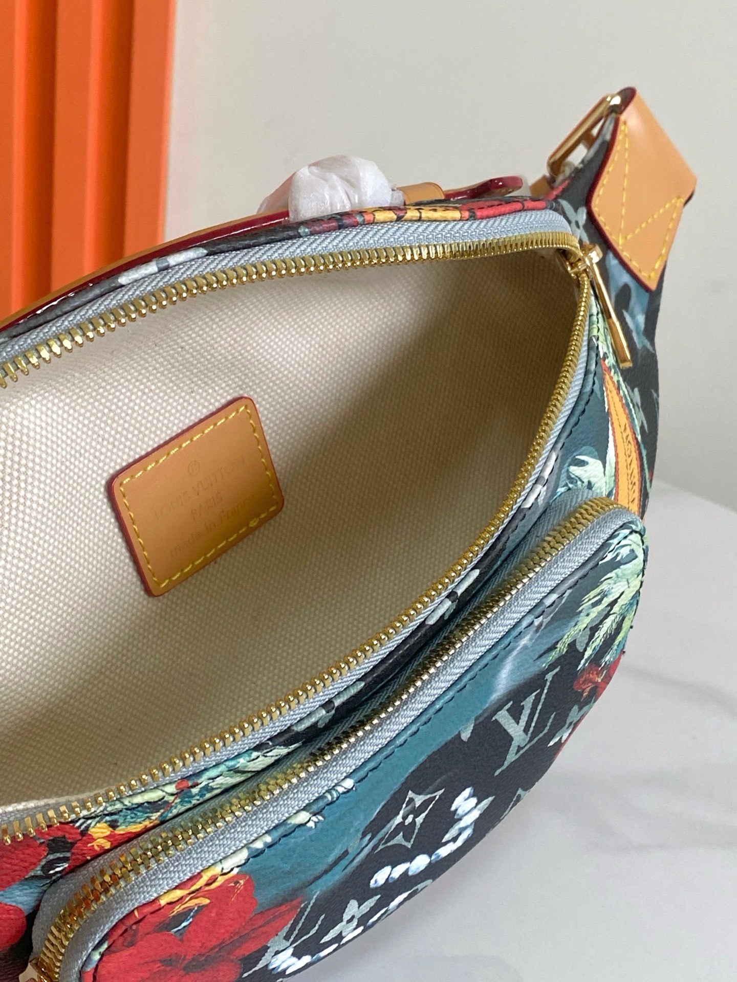 LV Rush Bumbag - Image 8