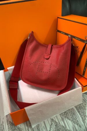 Hermes Evelyne III Bag -- Red