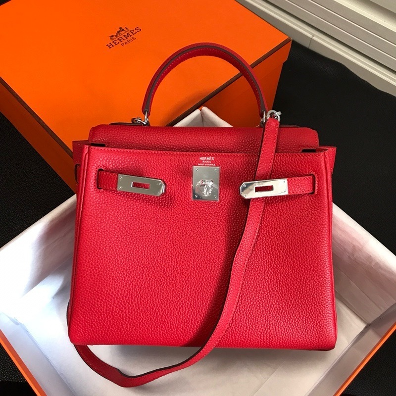 Hermès Kelly Bag -- Red