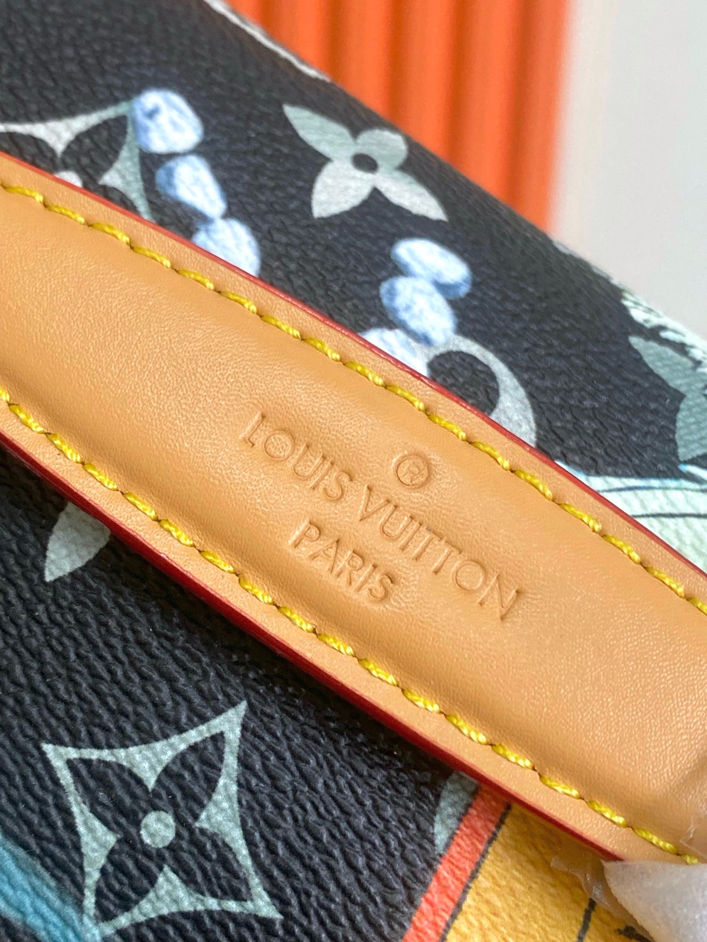 LV Rush Bumbag - Image 5