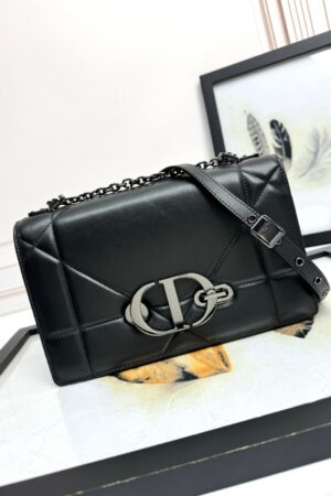Dior 30 Montaigne Chain Bag