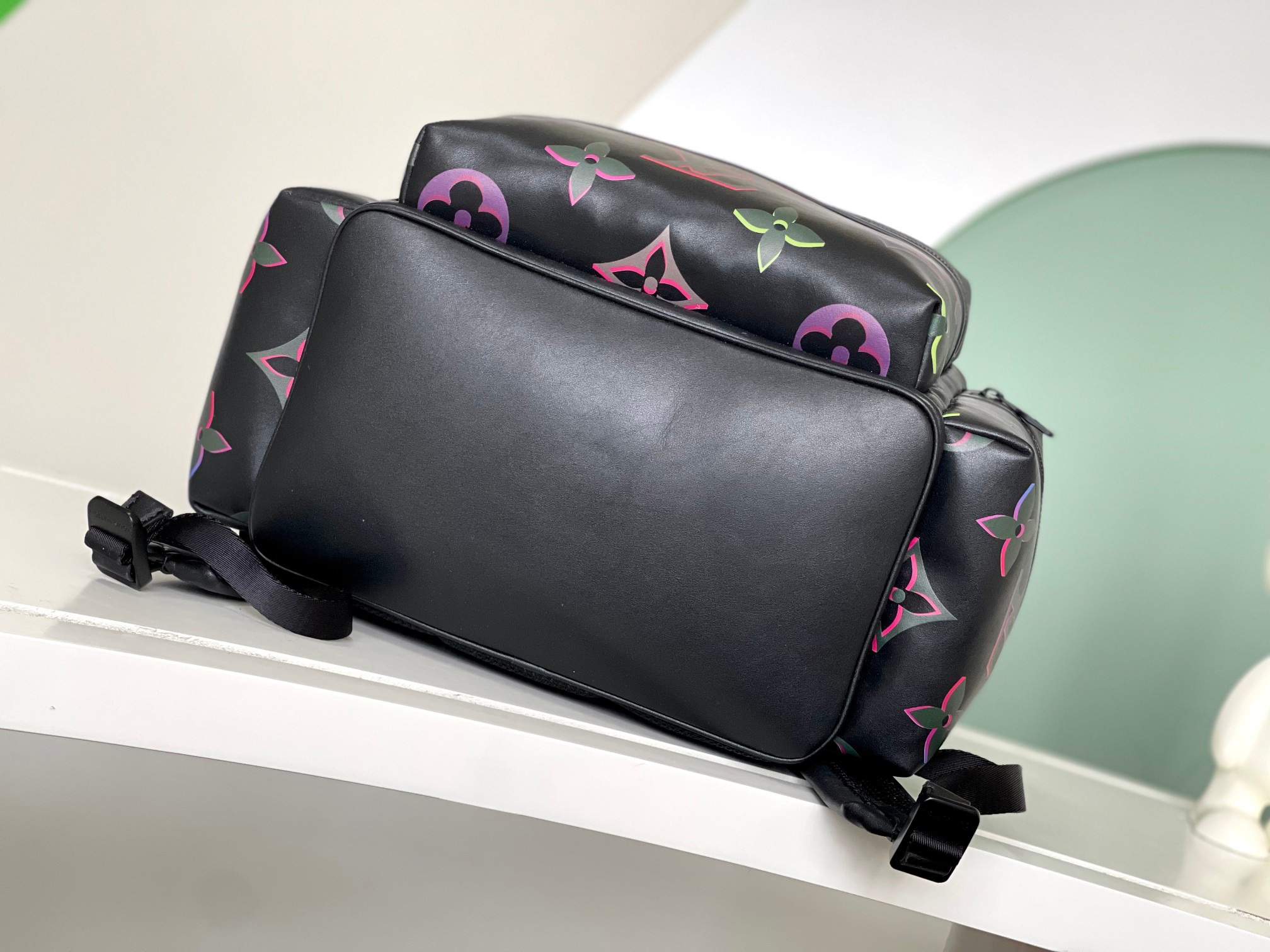 LV Comet Backpack - Image 4