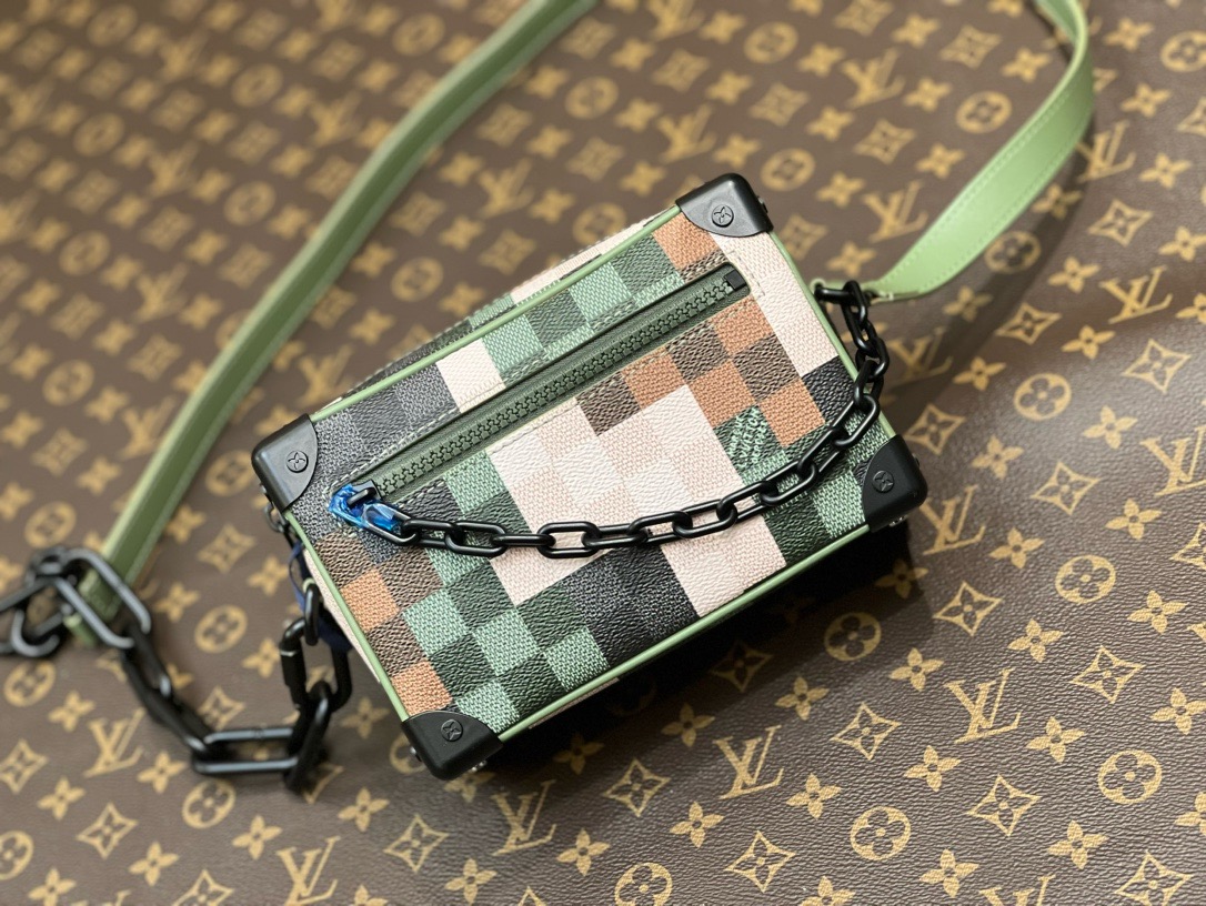 LV mini Soul Trunk Bag - Image 2